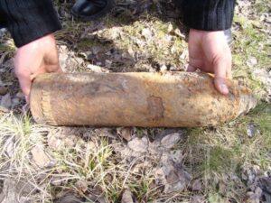 Read more about the article ISU: Un proiectil neexplodat a fost descoperit pe un şantier de la marginea oraşului Târgovişte