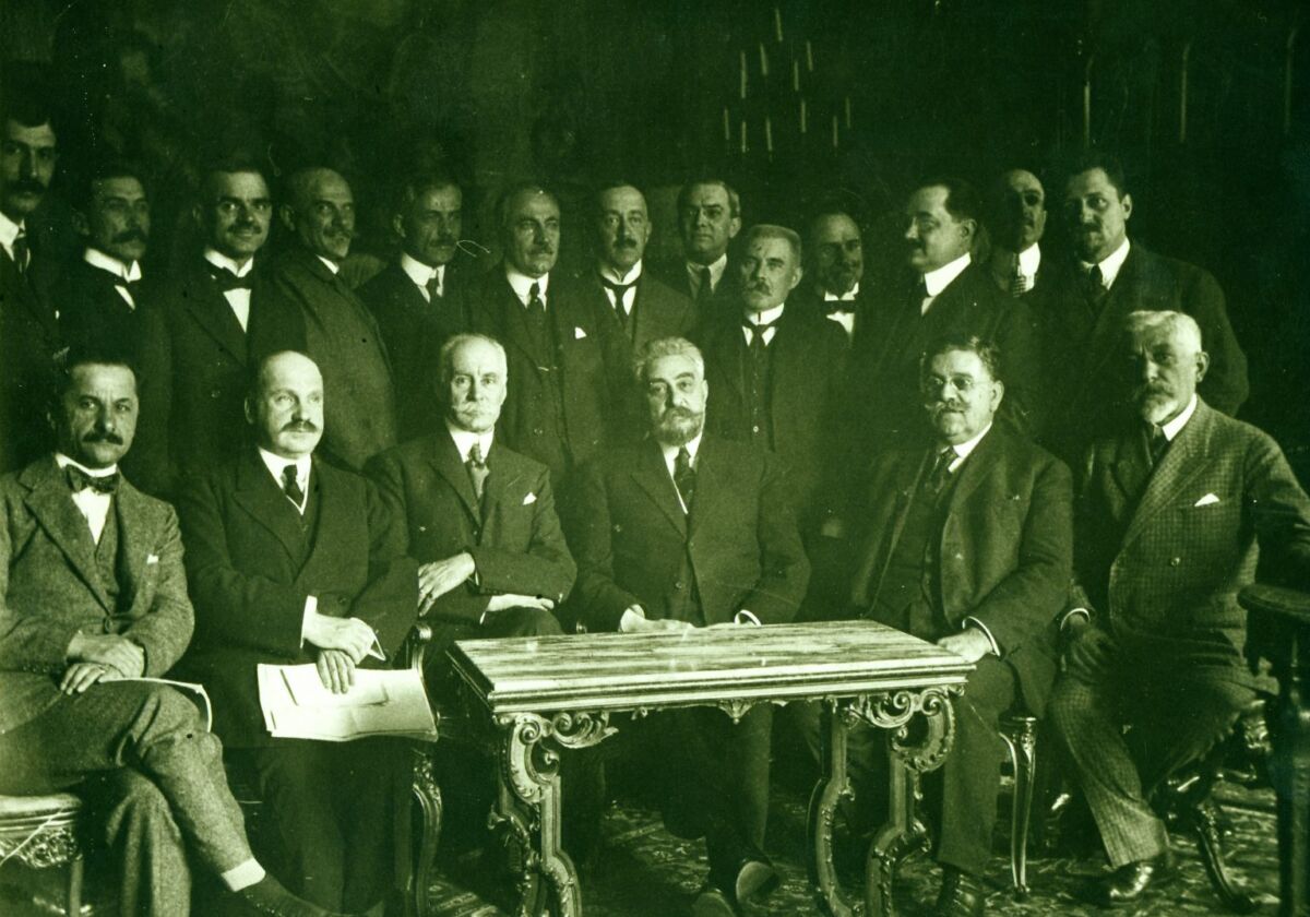 You are currently viewing EDITORIAL: Din culisele Conferinţei de pace de la Paris-1919. Episodul I