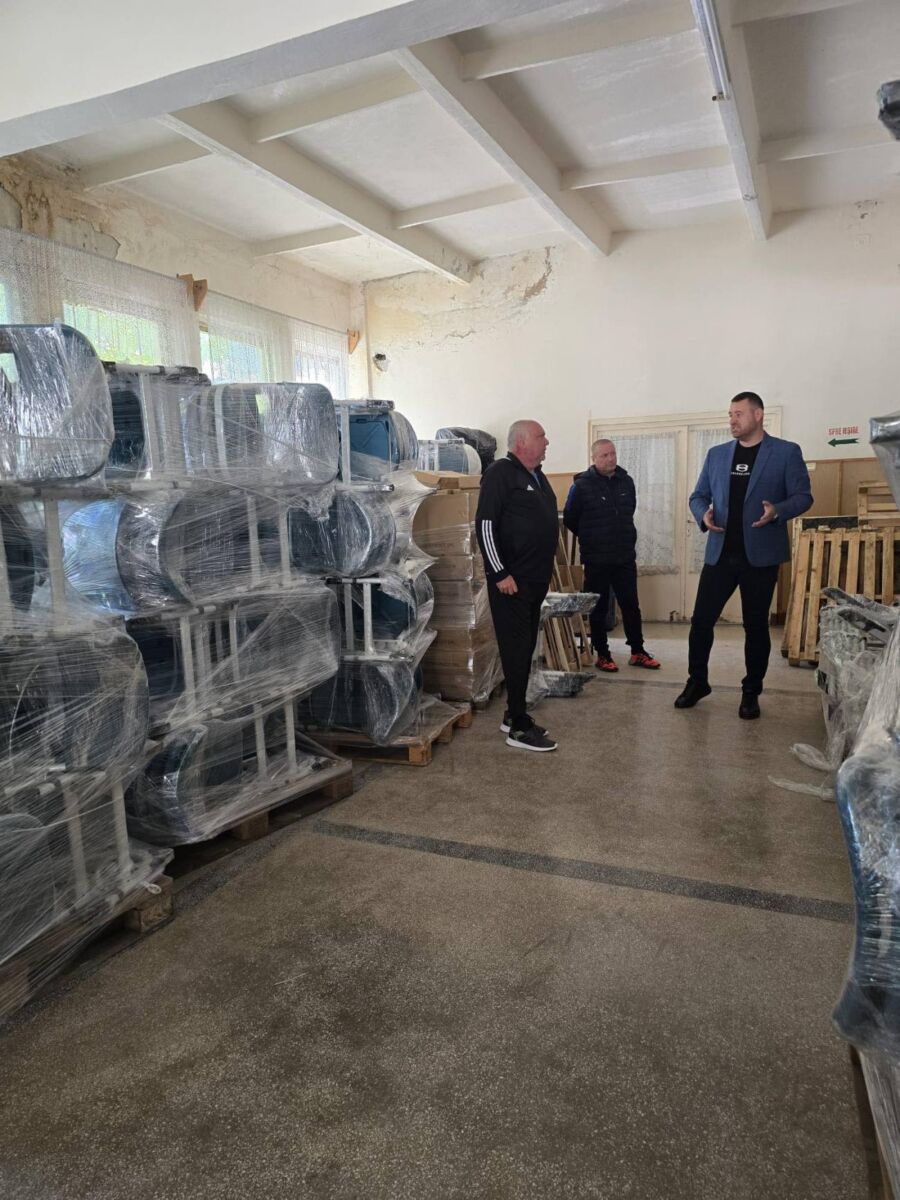 You are currently viewing MORENI: Dotări moderne pentru Școala Gimnazială nr. 3 și Liceul Tehnologic de Petrol din Moreni