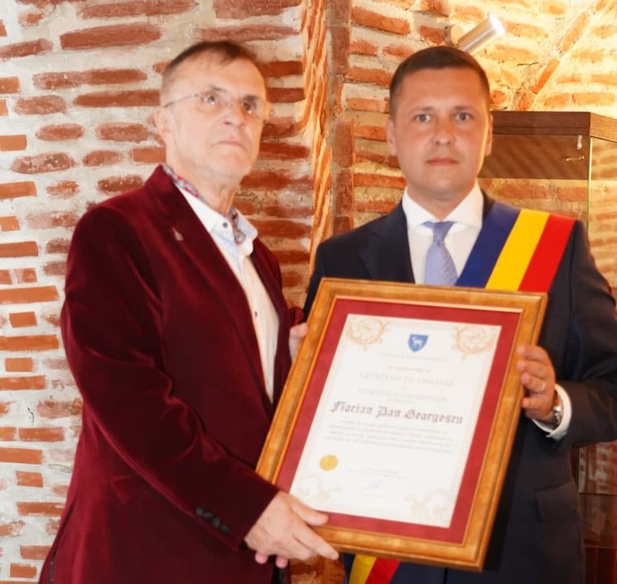 You are currently viewing CORNELIU STEFAN: „Zilele Județului Dâmbovița: Onoare și aplauze!”