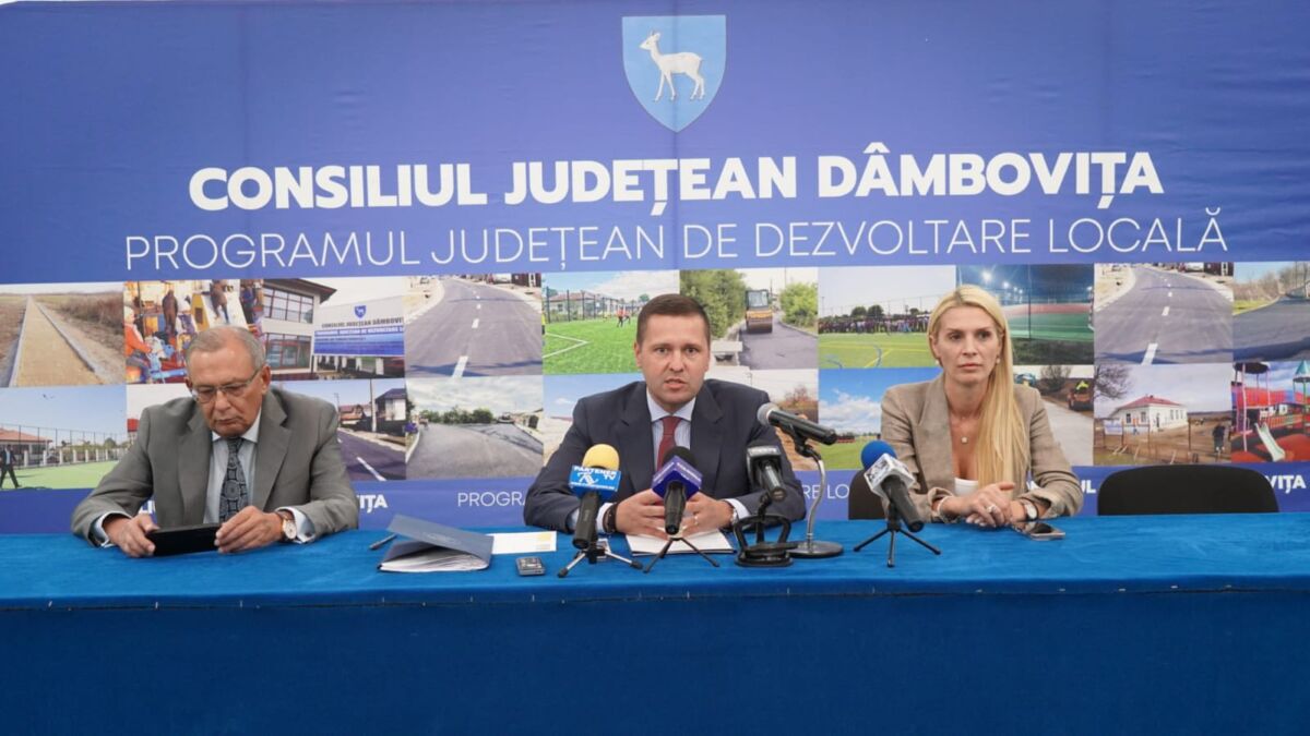 You are currently viewing CJ DÂMBOVIȚA: 30 de noi asocieri între Consiliul Județean și primării din județul Dâmbovița, pentru realizarea a noi investiții prin Programul Județean de Dezvoltare Locală