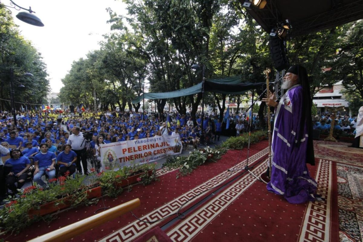 You are currently viewing SCRISOARE PASTORALĂ ADRESATĂ DE CĂTRE ÎNALTPREASFINȚITUL PĂRINTE ARHIEPISCOP ȘI MITROPOLIT NIFON, CU OCAZIA SĂRBĂTORII SFÂNTULUI IERARH NIFON, PATRIARHUL CONSTANTINOPOLULUI ȘI MITROOPOLITUL ȚĂRII ROMÂNEȘTI – 11 AUGUST 2025