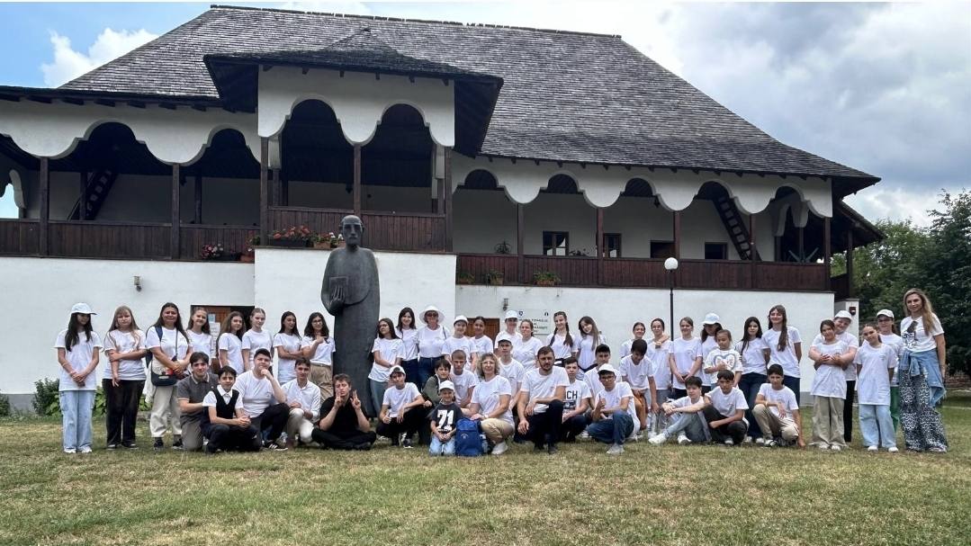 You are currently viewing Complexul Național Muzeal „Curtea Domnească” Târgoviște, gazdă pentru românii de pretutindeni