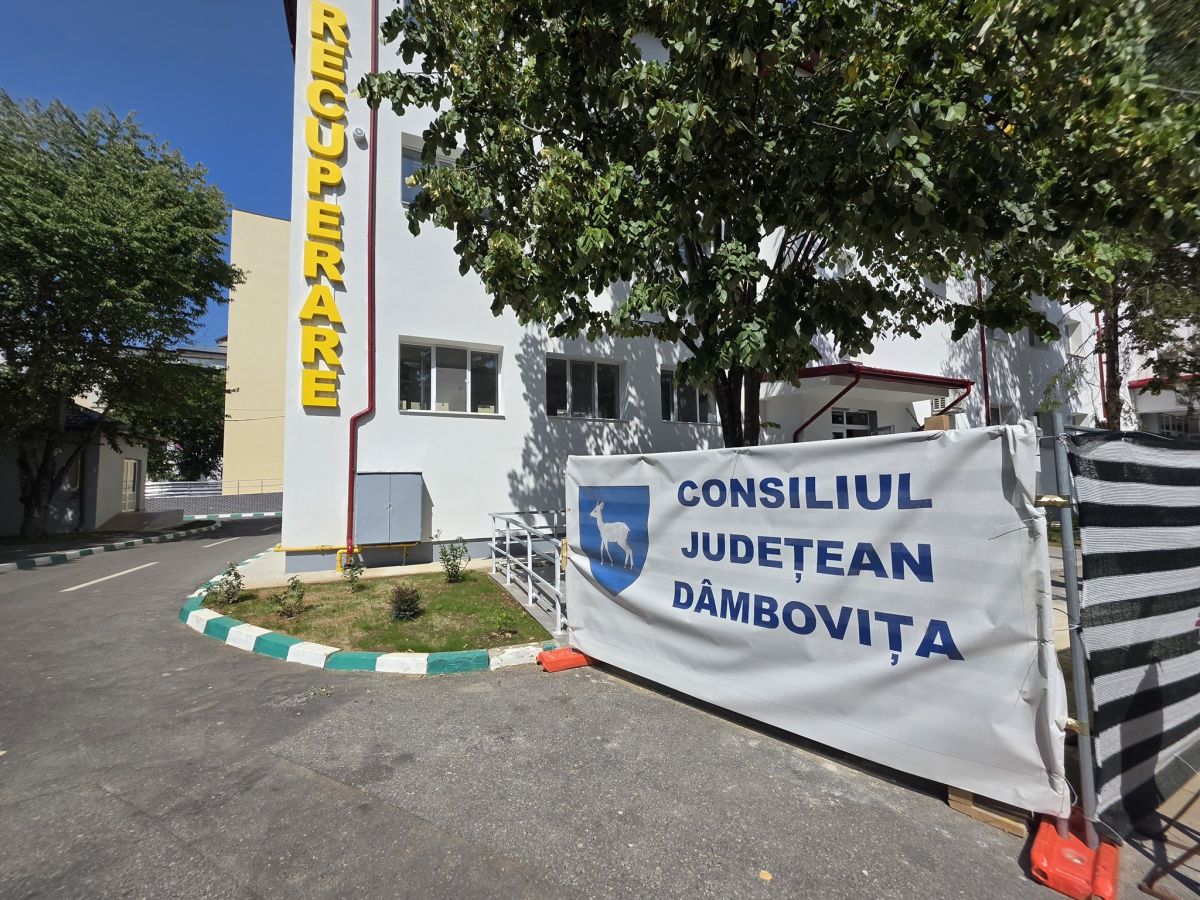 You are currently viewing CJ DÂMBOVIȚA:Vizită de lucru la Spitalul Județean de Urgență Târgoviște pentru a verifica stadiul investițiilor aflate în derulare
