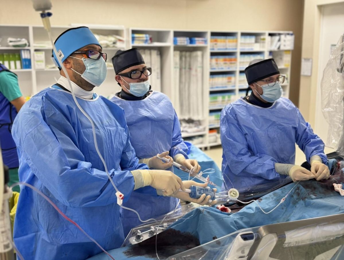 You are currently viewing SPITALUL JUDETEAN DAMBOVITA: Noua Secție de Cardiologie a Spitalului Județean de Urgență Târgoviște a implementat tehnologia OCT – Optical Coherence Tomography, una dintre cele mai avansate metode de investigare intravasculară.