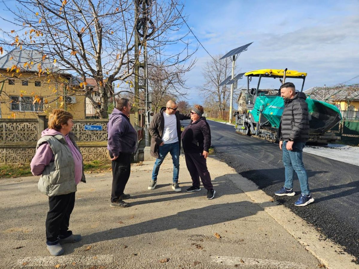 You are currently viewing BOGDAN TITA:  „Așa cum am promis, am început asfaltarea drumului care traversează satul Udrești!”