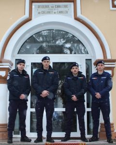 Read more about the article Patru studenți din cadrul Academiei de Poliție „Alexandru Ioan Cuza” București, în practică la Inspectoratul de Jandarmi Dâmbovița