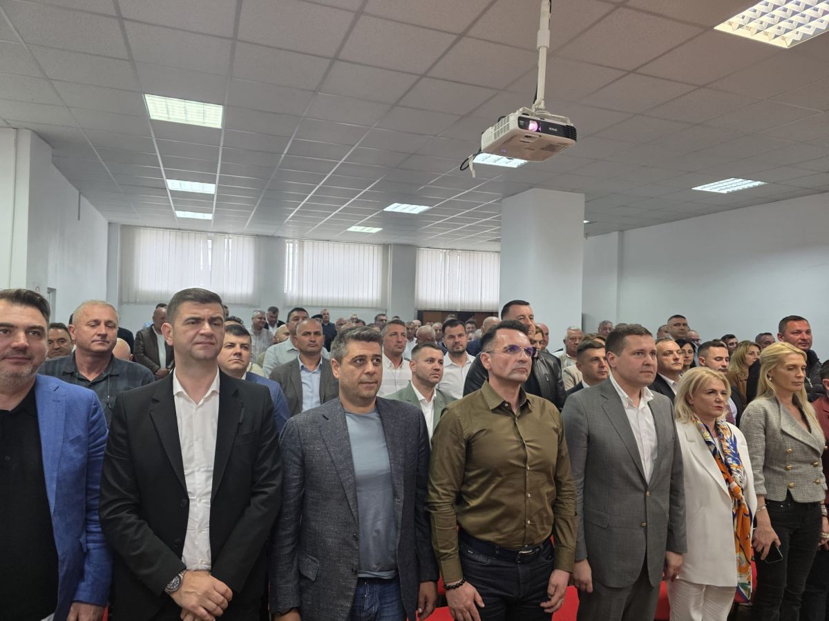 You are currently viewing PSD Dâmbovița a votat retragerea sprijinului pentru Ilie Bolojan