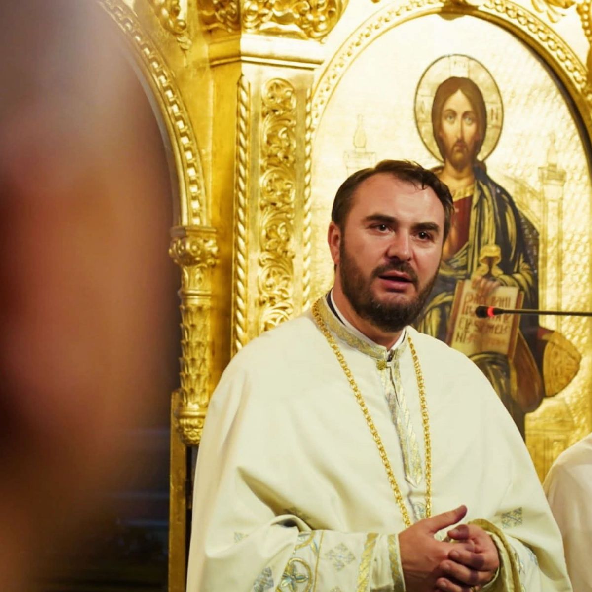 You are currently viewing PREOT VICAR IONUȚ GHIBANU: „Dialogul între oameni trebuie să se desfășoare cu demnitate și respect reciproc.”