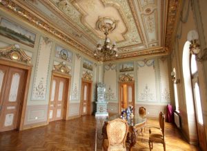 Read more about the article O nouă expoziție permanentă în cadrul Muzeului de Artă din Târgoviște