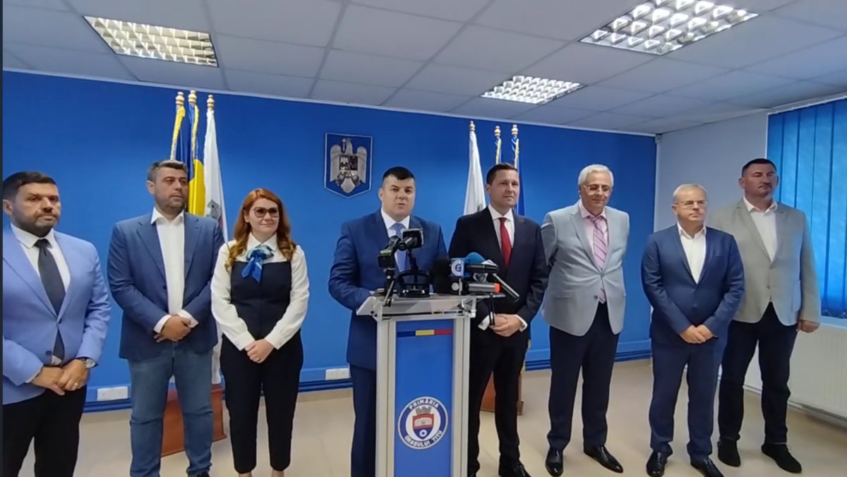 You are currently viewing TITU: A FOST SEMNAT UN CONTRACT DE MOBILITATE URBANĂ IN VALOARE DE 15 MILIOANE DE EURO