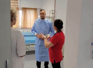 Read more about the article PRIMĂRIA GĂEȘTI: A FOST REDESCHISĂ SALA DE NAȘTERI A SPITALULUI ORĂȘENESC GĂEȘTI