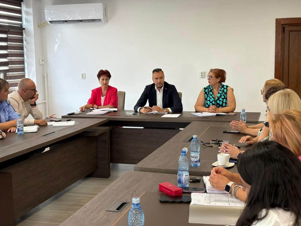 You are currently viewing PRIMARIA GĂEȘTI: „PENTRU OAMENI, LA ACEEAȘI MASĂ!”