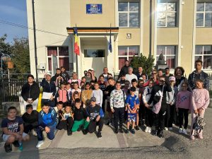 Read more about the article LUCIENI: MESAJUL DE FELICITARE AL PRIMARULUI VASILE TITA PENTRU PARTICIPANTII LA „ZIUA CURATENIEI”