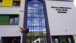 Read more about the article A fost inaugurată noua Școală Gimnazială a satului Glod, din comuna Moroeni